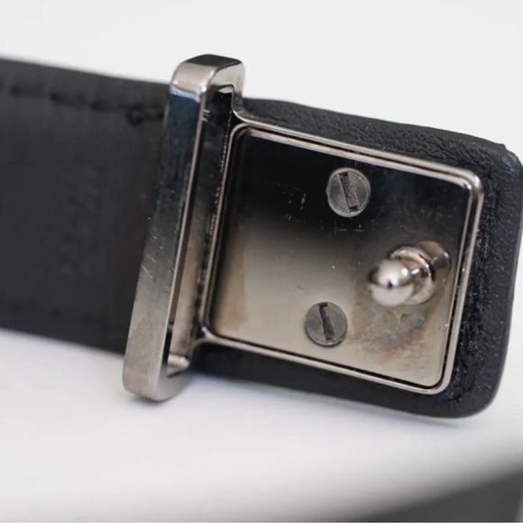 Gorgeous Louis Vuitton Brscelet - Picture 2 of 6